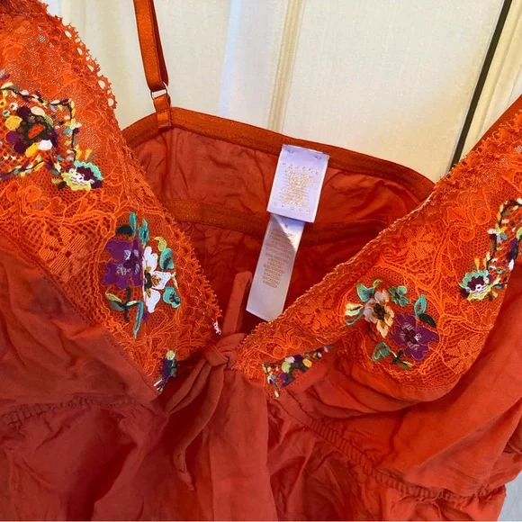 Savage X Fenty All Dolled up lace cami with Embroidered floral design sz 1X - Picture 4 of 5
